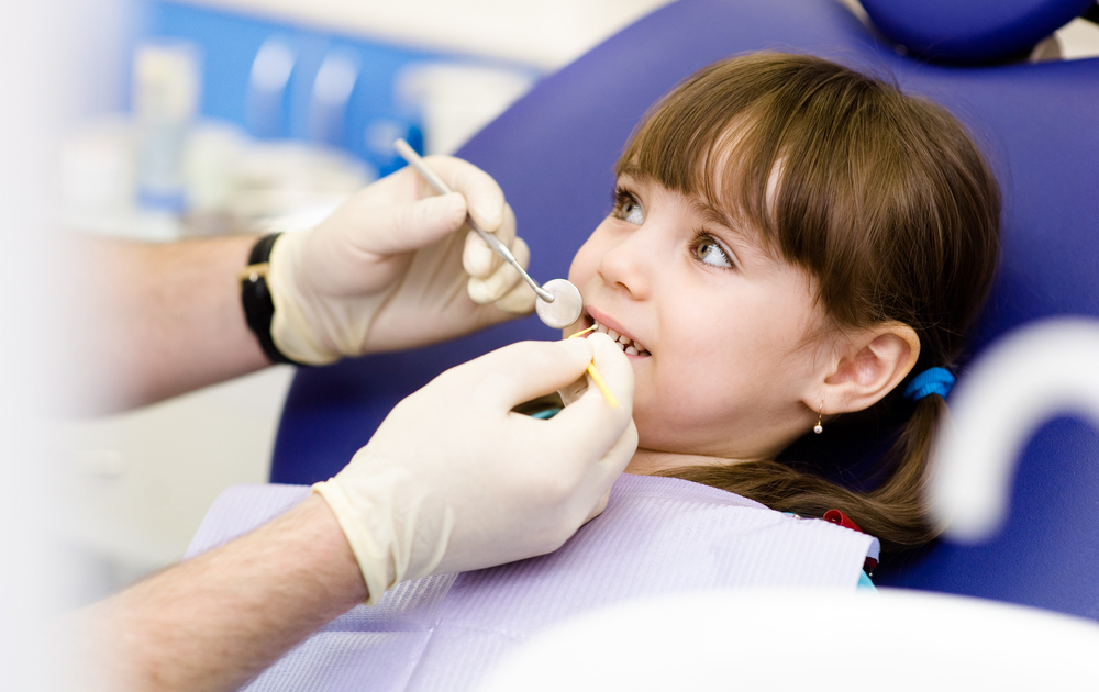 chăm sóc răng cho trẻ