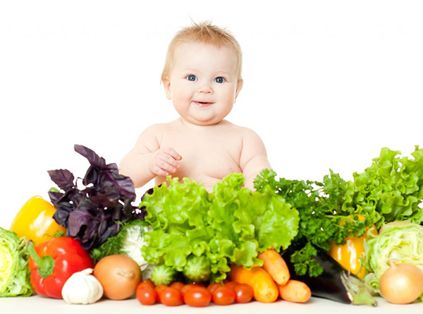 Bổ sung các vitamin và khoáng chất sẽ giúp con ăn ngon, có hệ miễn dịch tốt