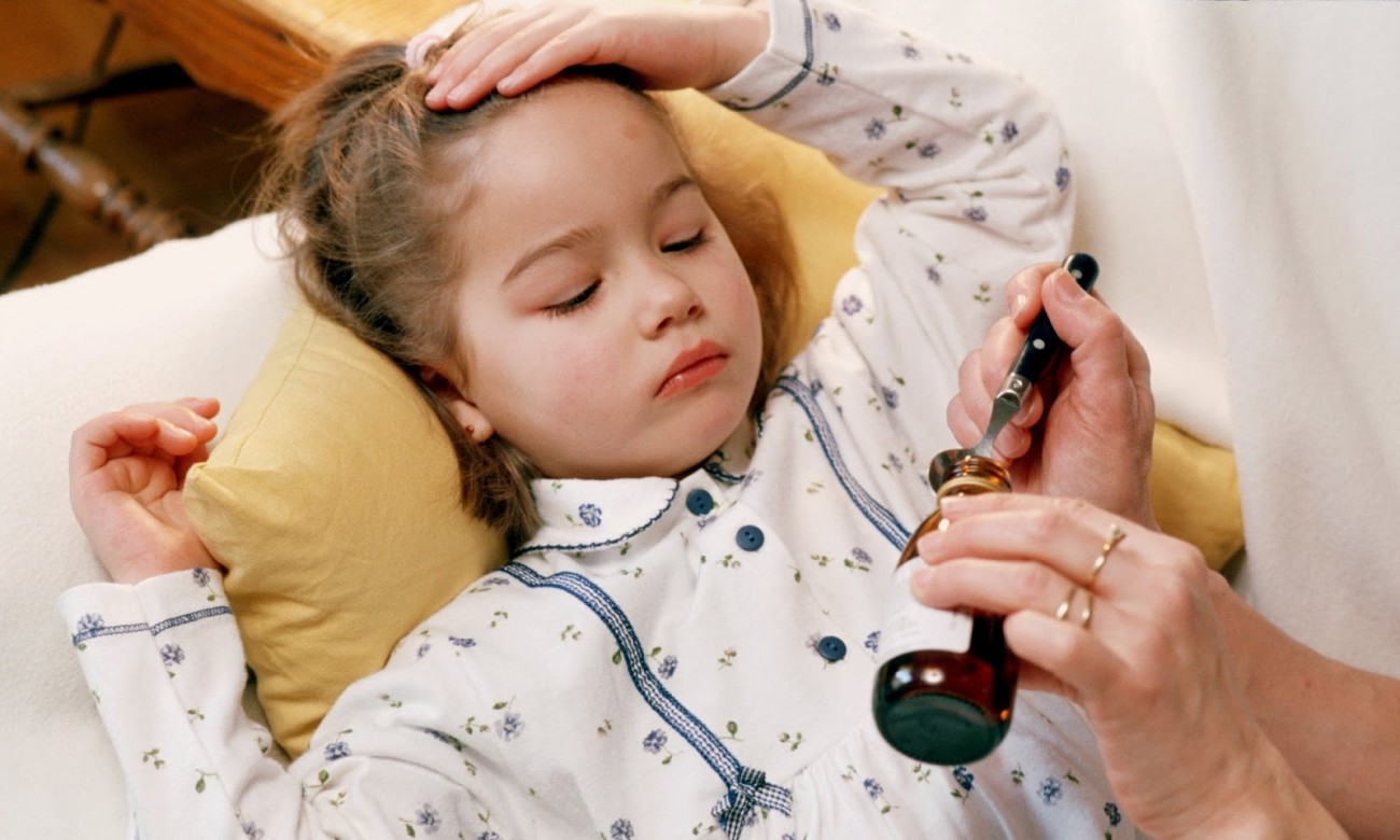 Cảnh báo: 5 việc tuyệt đối không được làm khi trẻ lên cơn sốt