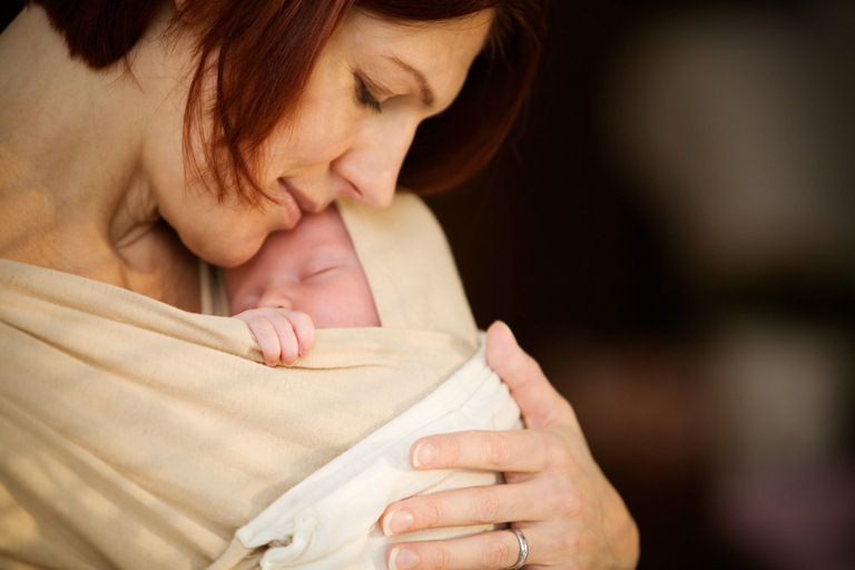 Phương pháp da kề da sau sinh giúp mẹ và bé gần gũi nhau hơn