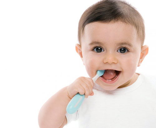 cách chăm sóc răng cho bé
