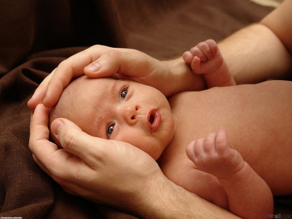 Có rất nhiều nguyên nhân dẫn đến vàng da ở trẻ sơ sinh