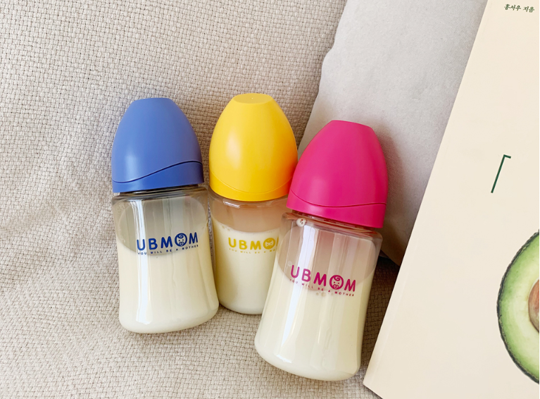 Bình sữa UBMOM